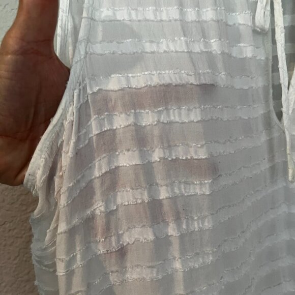 Torrid Size 1 White Semi Sheer lightweight Rayon Tank Top Blouse tie neckline 1X - Picture 7 of 10
